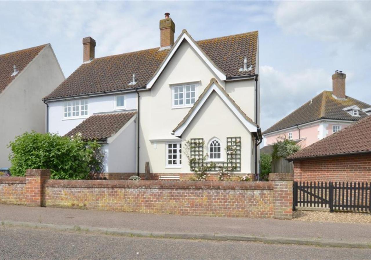 Mayflower Cottage Aldeburgh Exterior photo